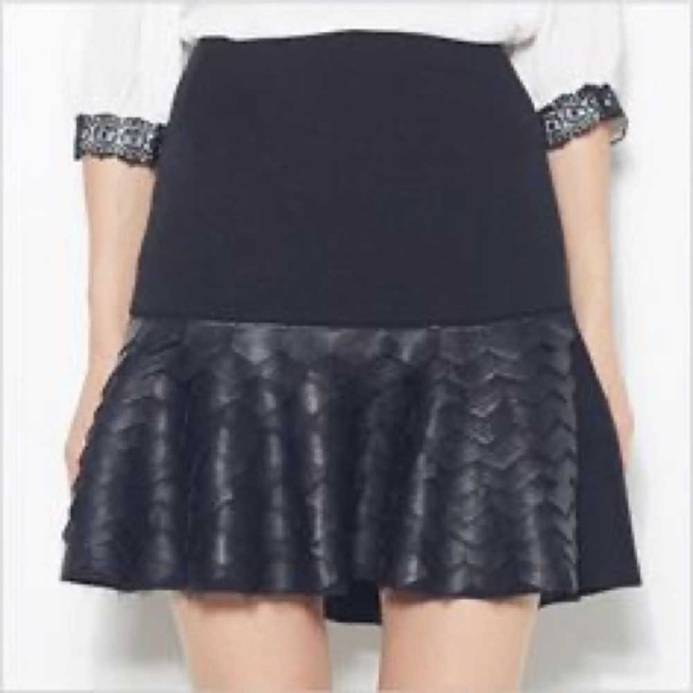 Gracia Scale Skirt NWT
